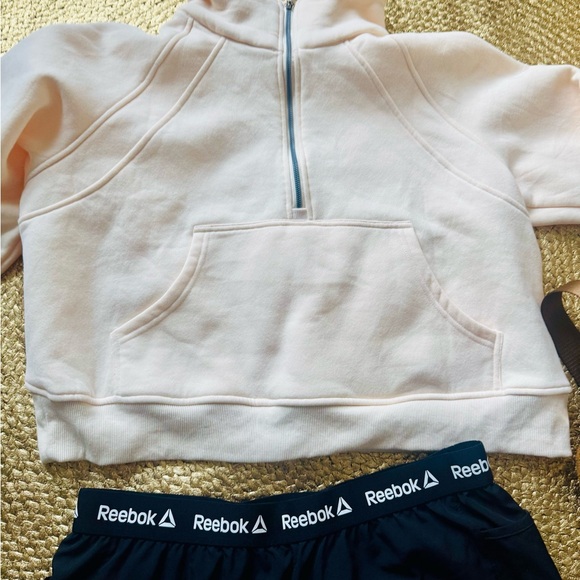 Cream Half-Zip Top and Reebok Black Shorts Bundle (3 pieces) - Picture 2 of 9